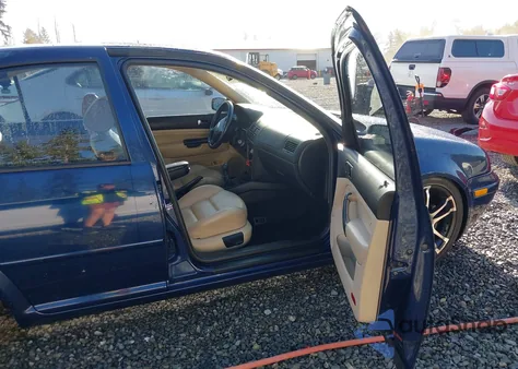 2001 Volkswagen Jetta Glx from USA, damaged, VIN 3VWTG69M81M162018